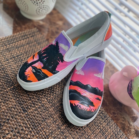 Custom Vans! (You choose the design!) - Picture 3 of 5